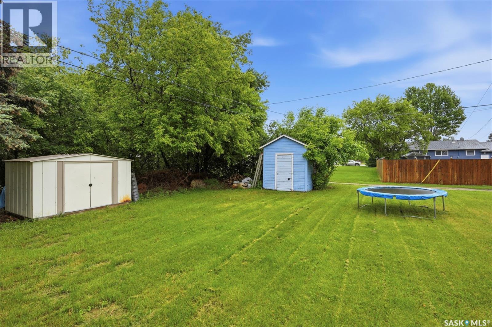 615 Mayer STREET - 33