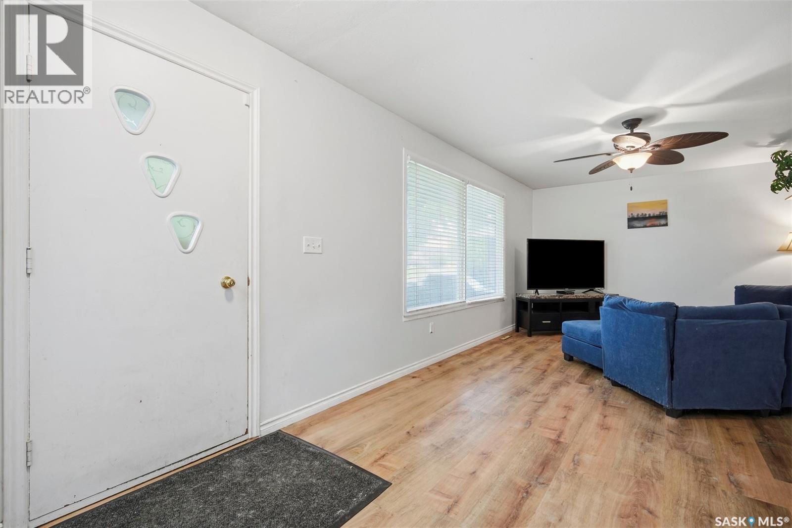 615 Mayer STREET - 5
