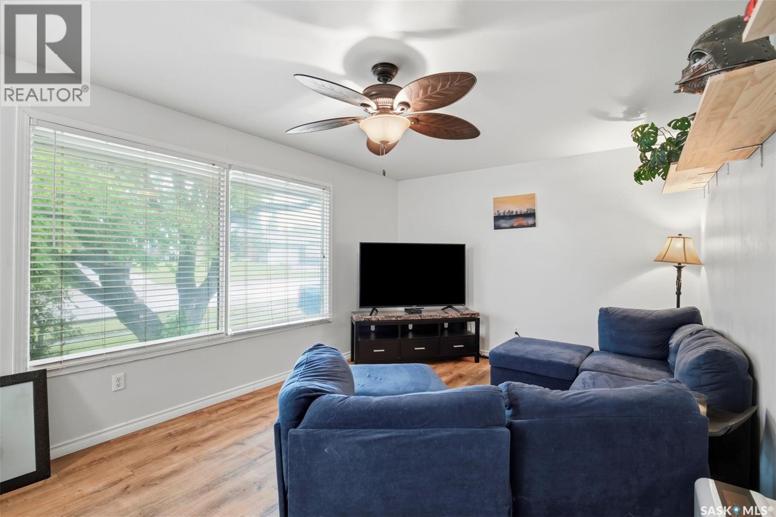 615 Mayer STREET - 6