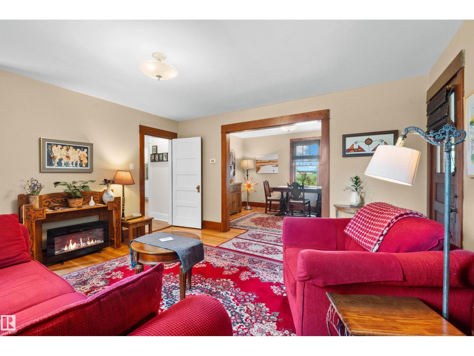 23351 TWP RD 502 — photo 31