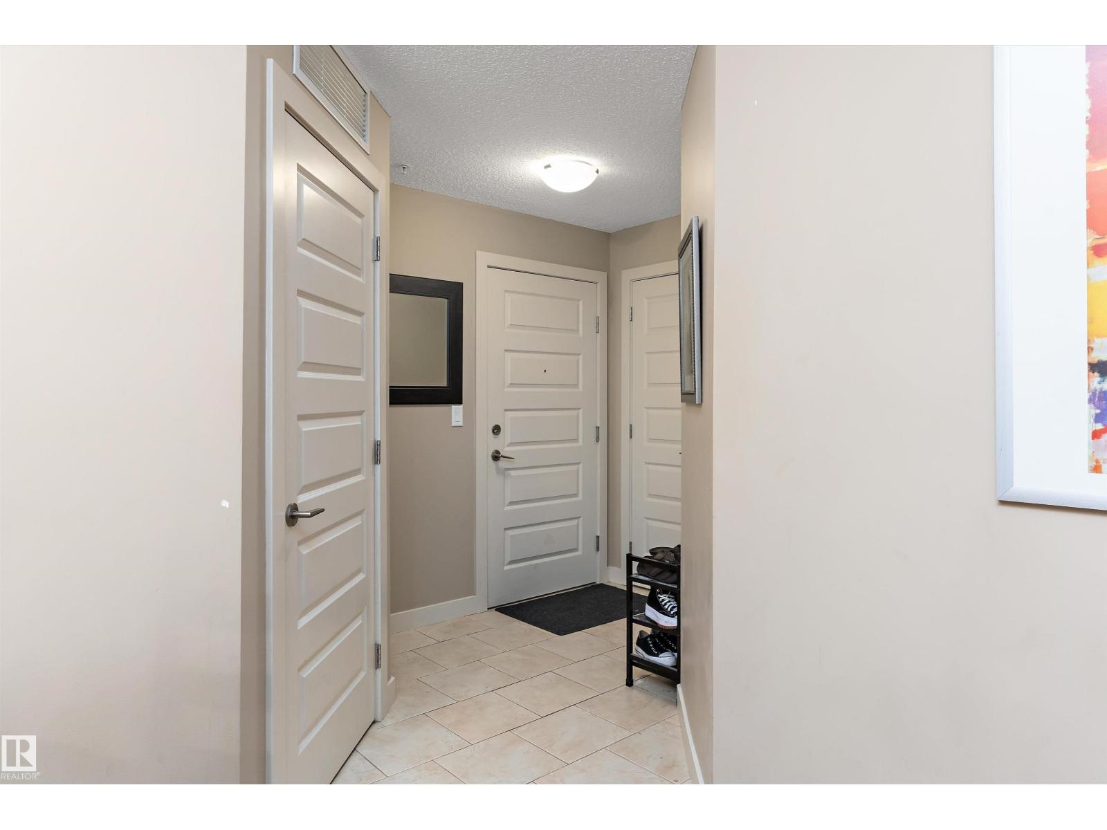 #208 10520 56 AV NW NW — photo 13
