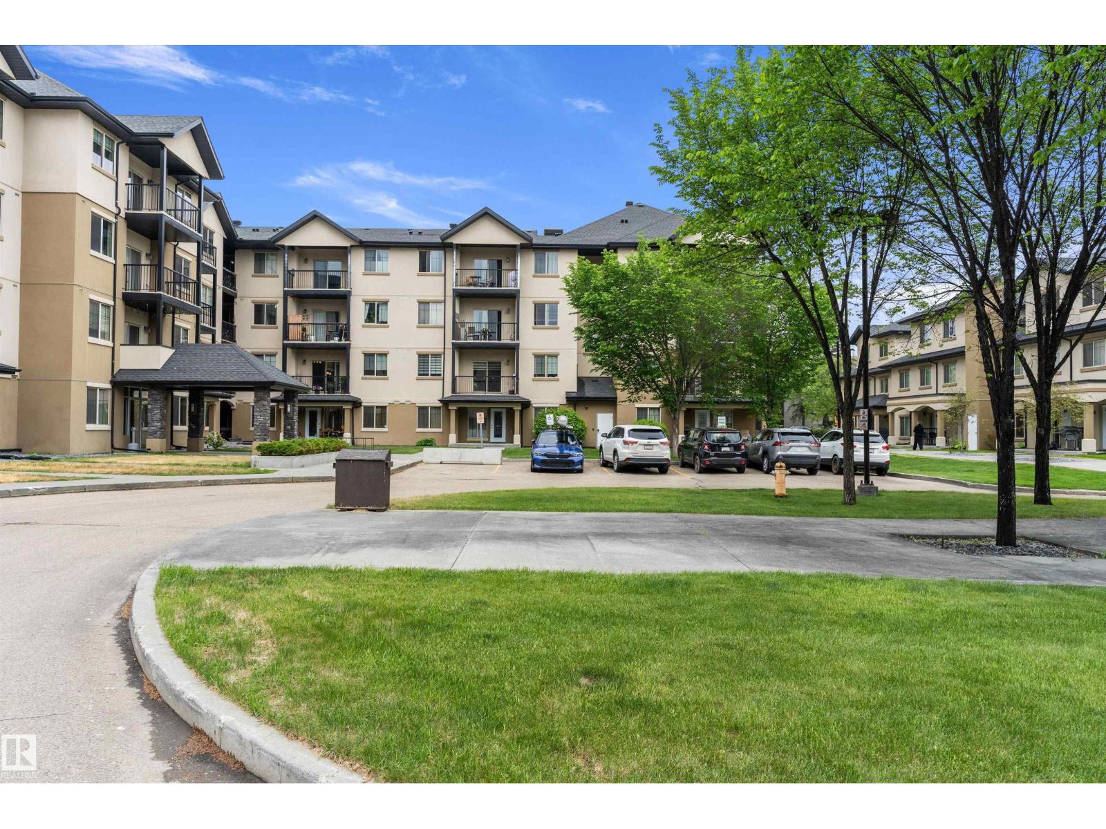#208 10520 56 AV NW NW — photo 41