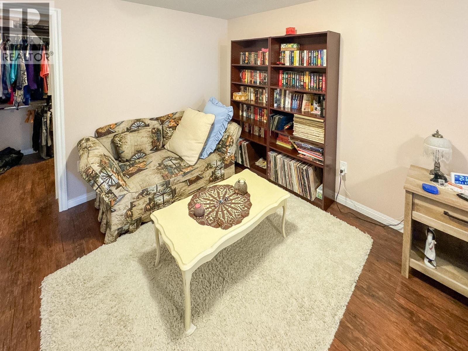 1 Finch Crescent - 21
