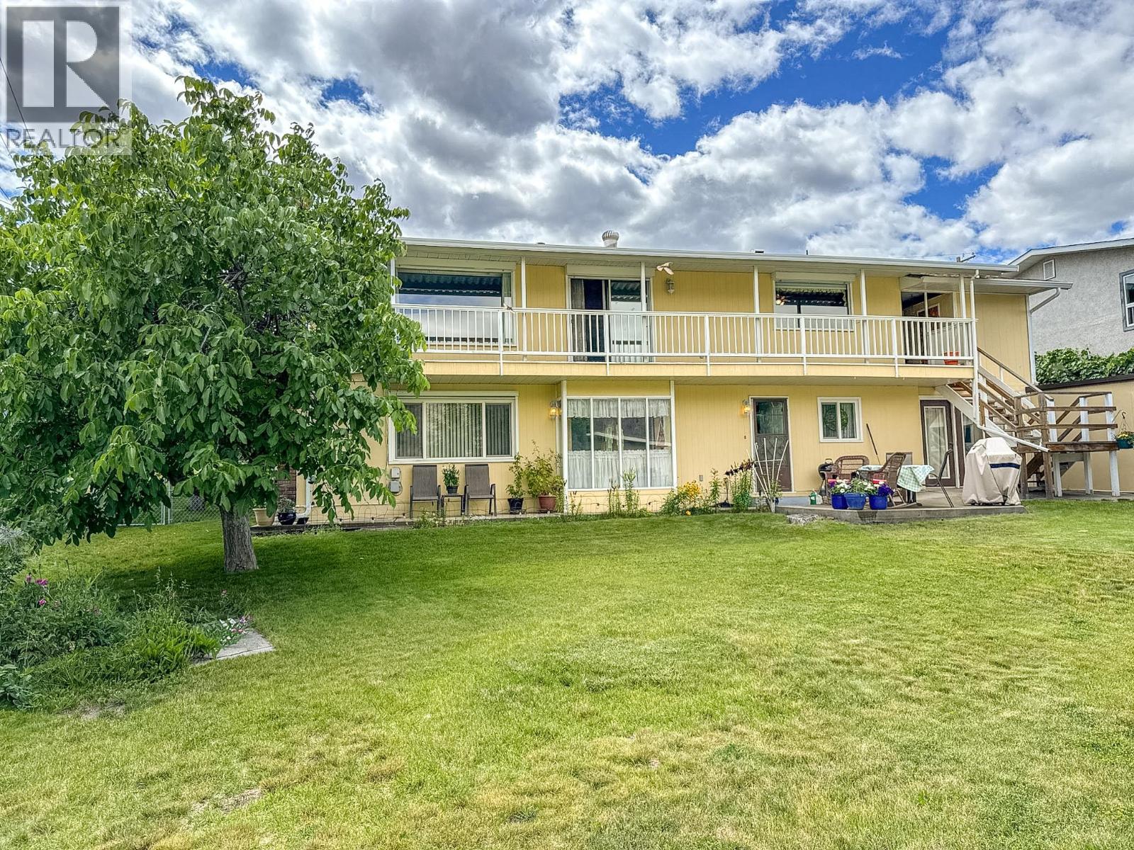 1 Finch Crescent - 1