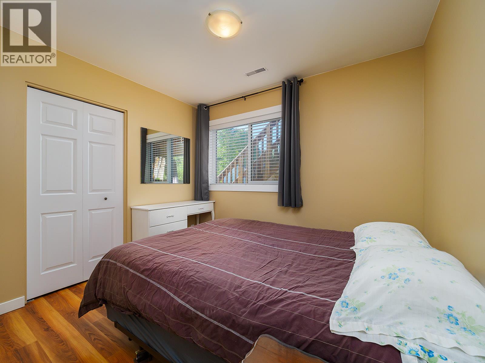 510 ' 11th Street S - 18