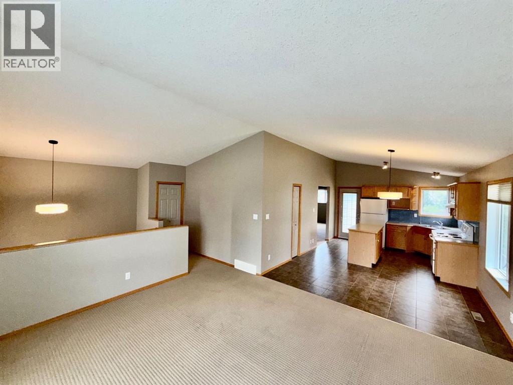 40 MicMac Court W — photo 17