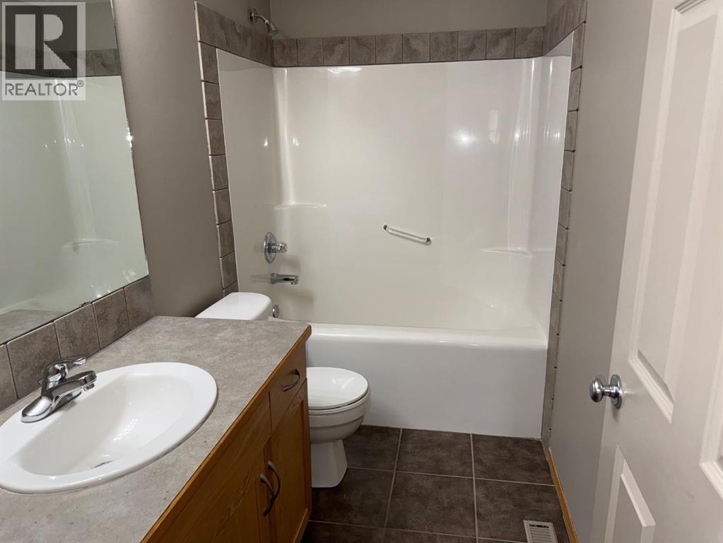 40 MicMac Court W — photo 21
