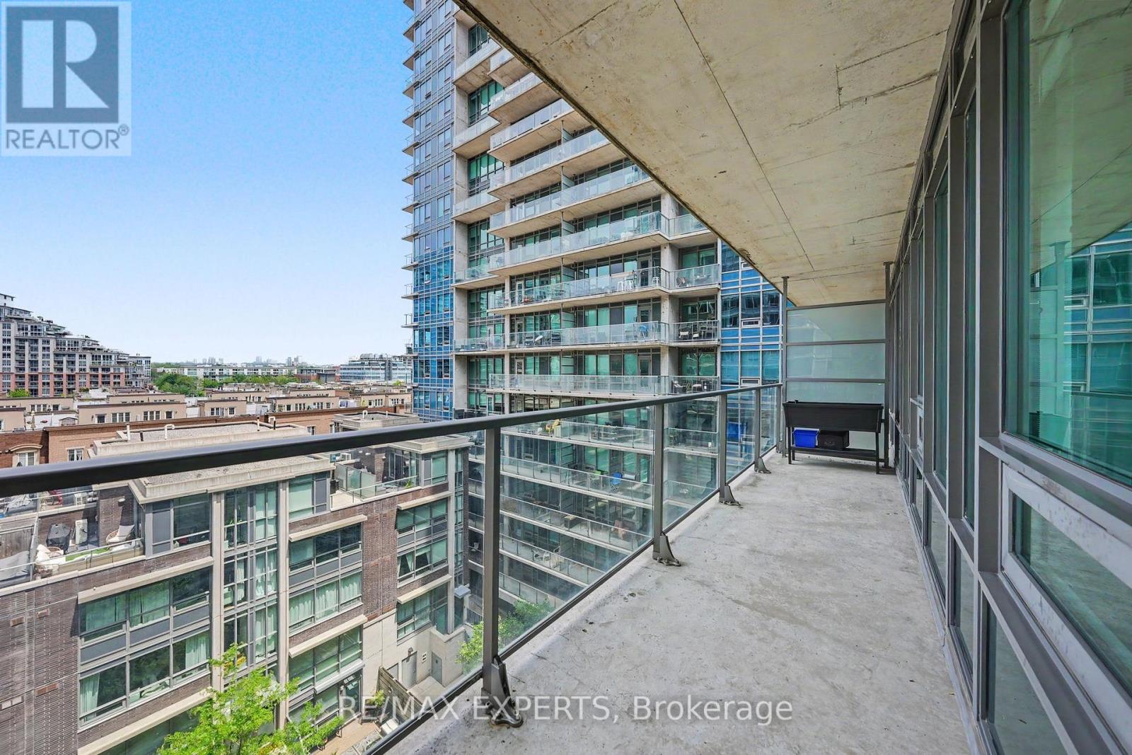 #715 55 EAST LIBERTY STREET - 27