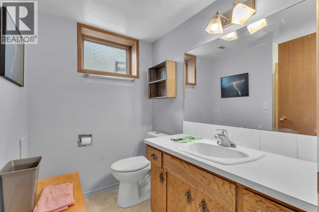 4115 Edgemont Hill NW — photo 31