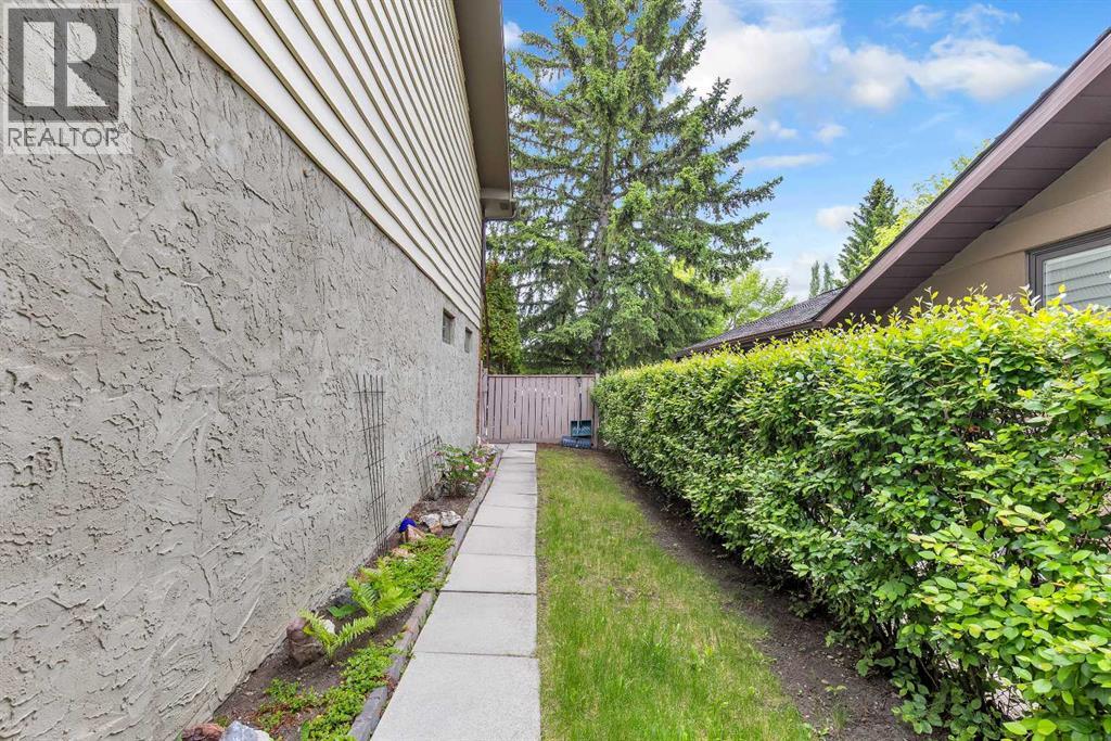 4115 Edgemont Hill NW — photo 36