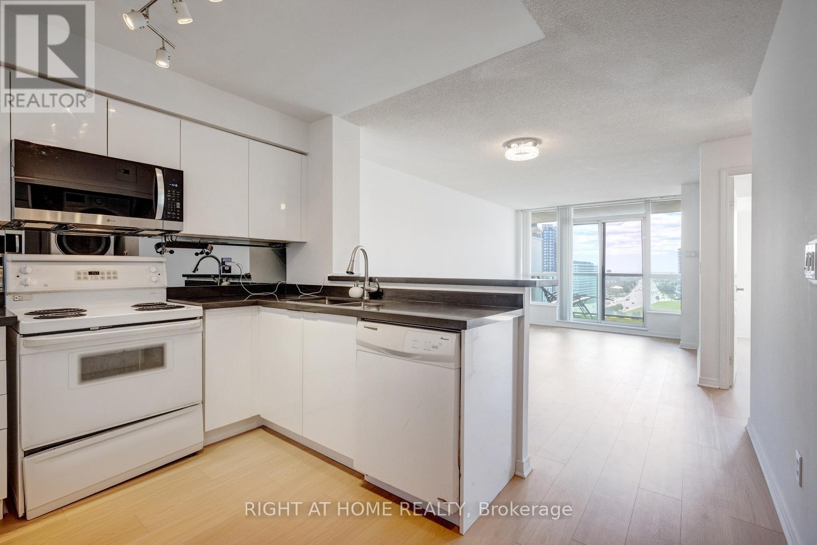 #1509 2565 ERIN CENTRE BOULEVARD - 6