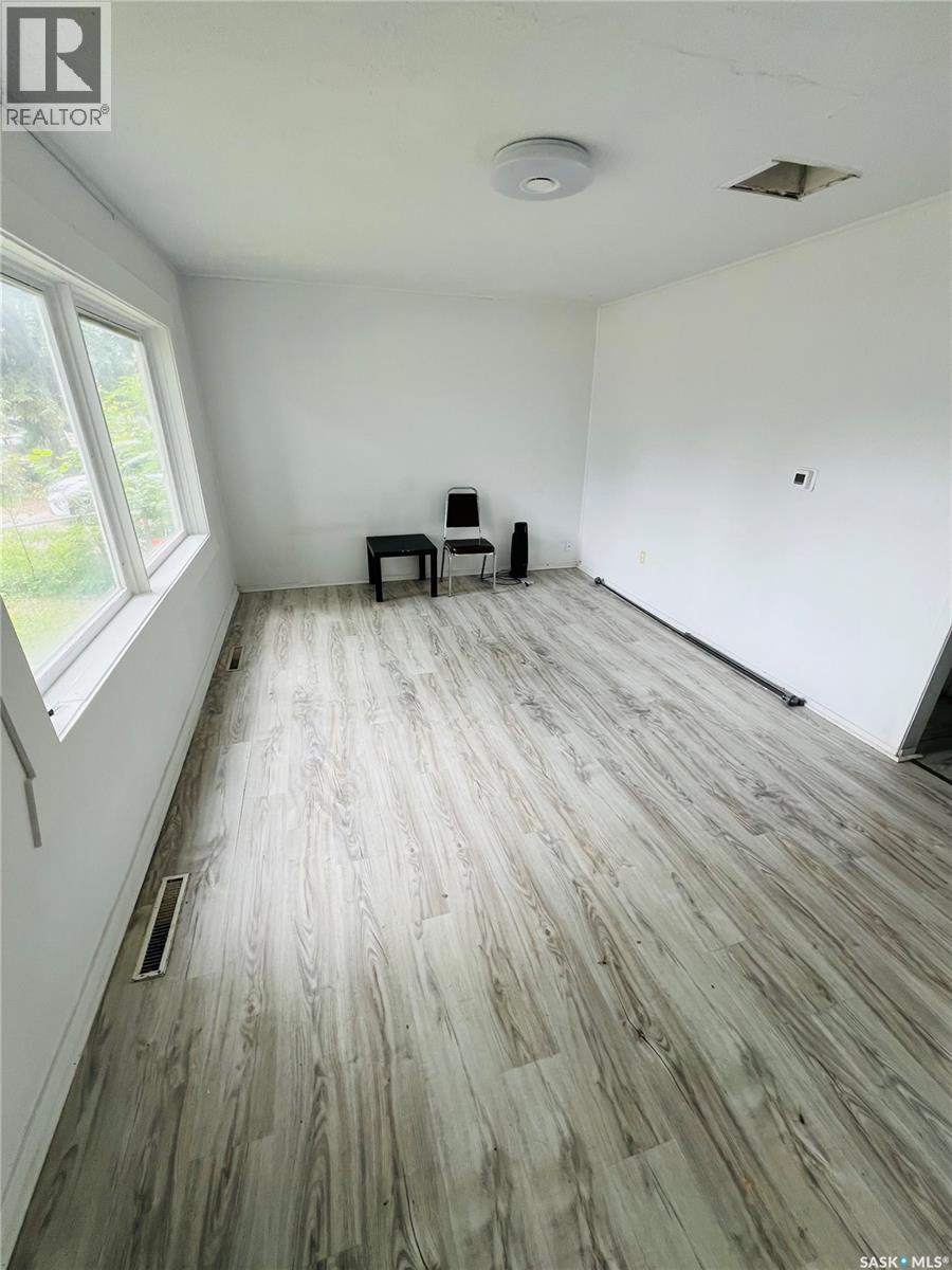 568 7th STREET E - photo 2