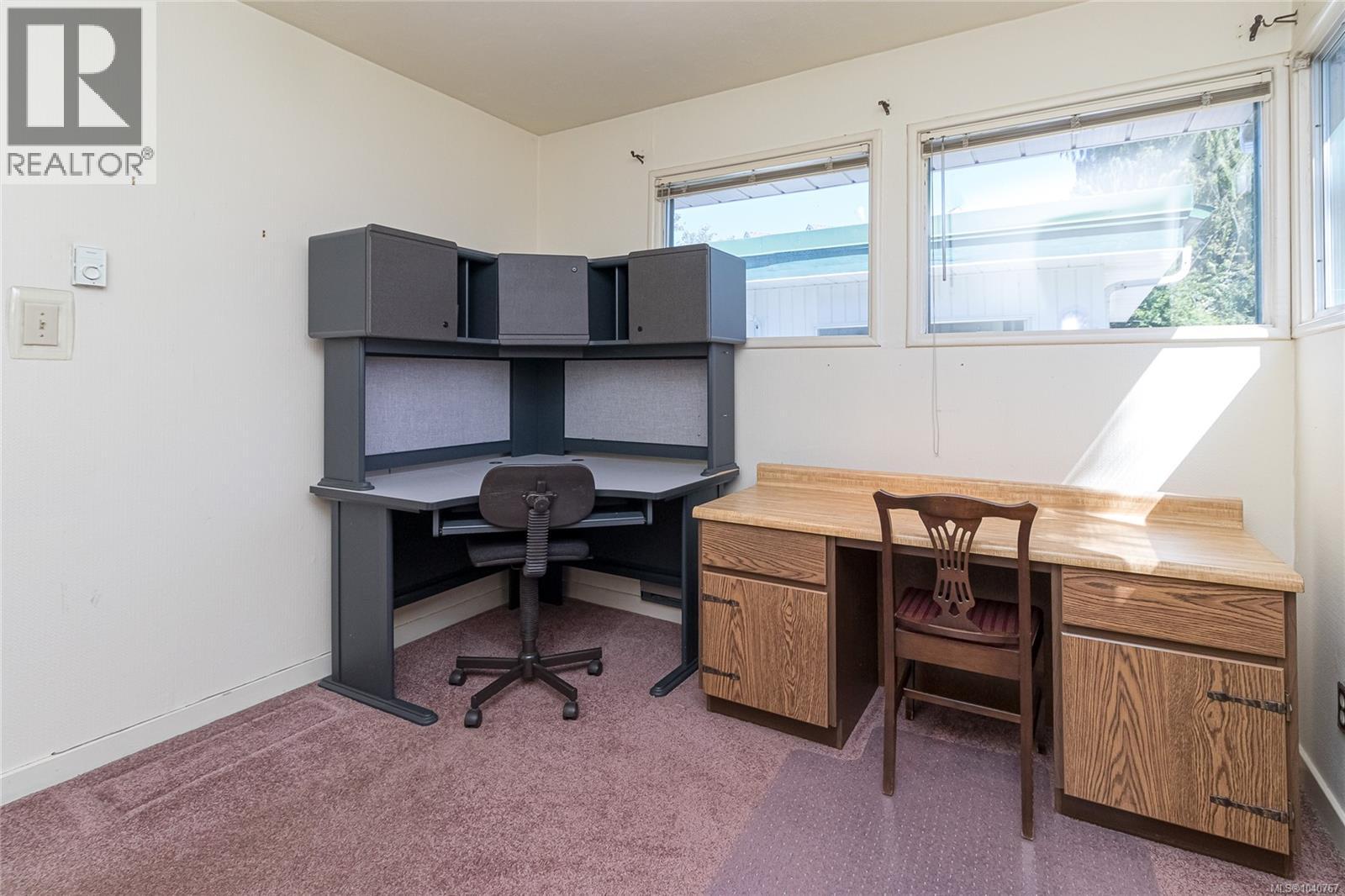 2608 Penrhyn St, Saanich