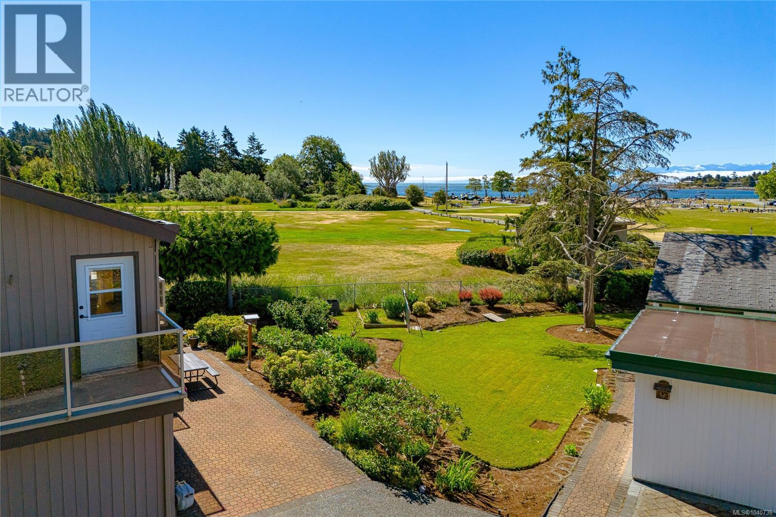 2604 Penrhyn St, Saanich