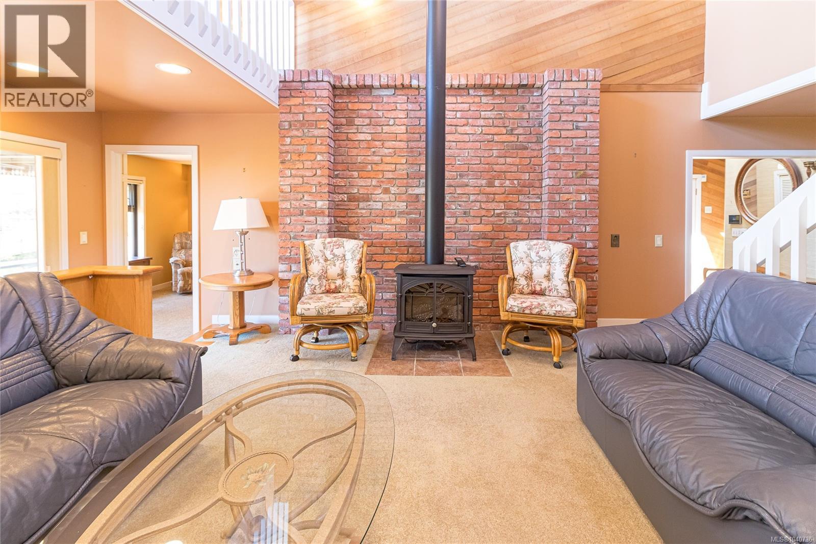 2604 Penrhyn St, Saanich