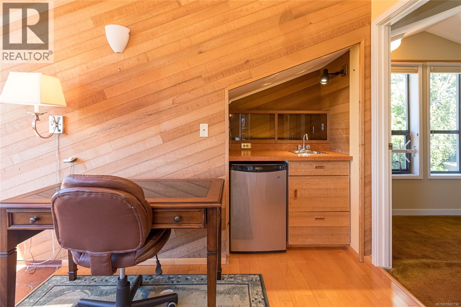 2604 Penrhyn St, Saanich