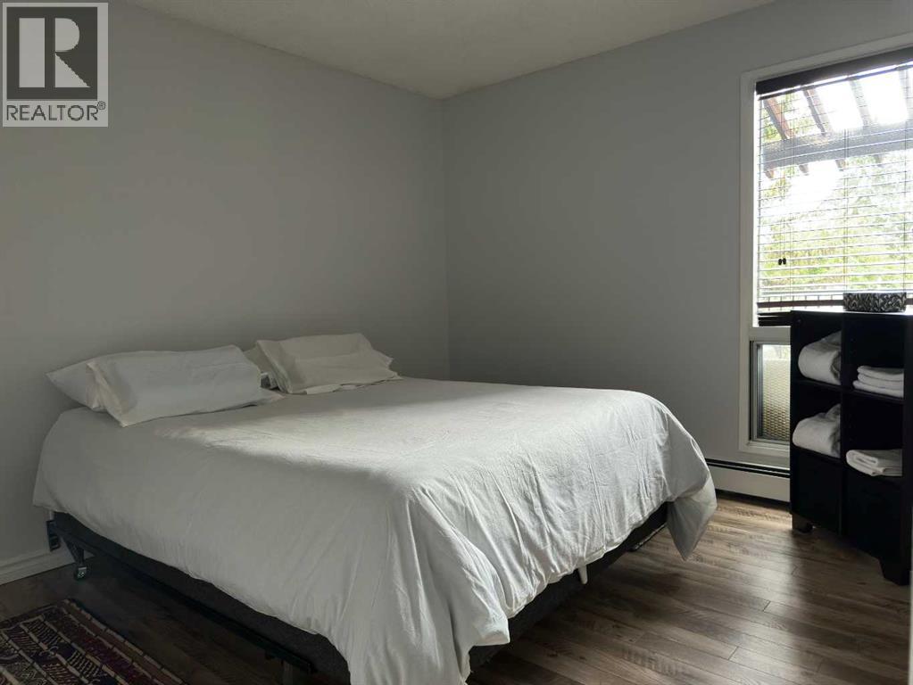#302 2611 15A Street SW - 28