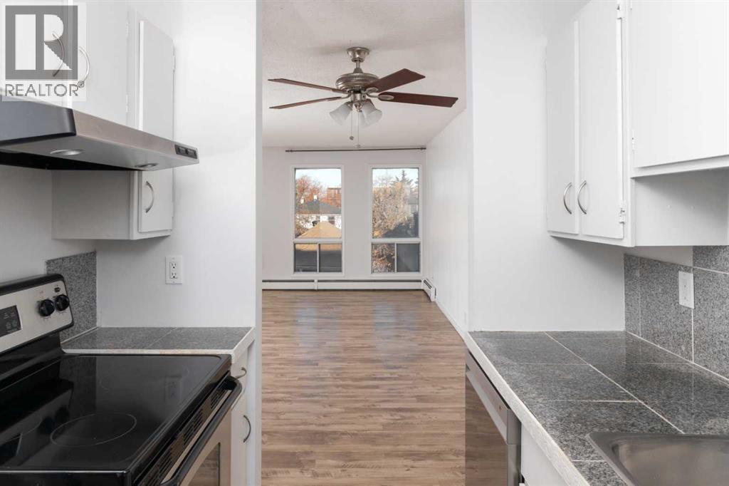 #302 2611 15A Street SW - 19