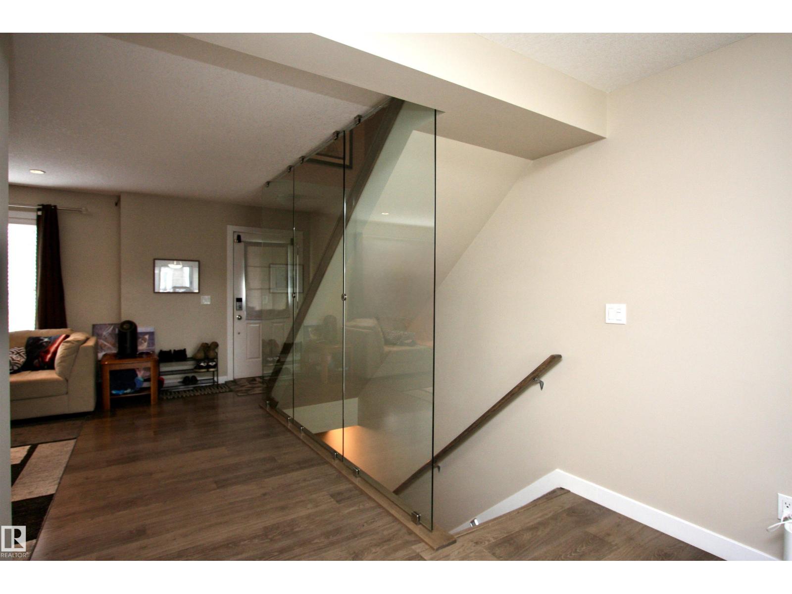 #8 13810 166 AV NW — photo 13