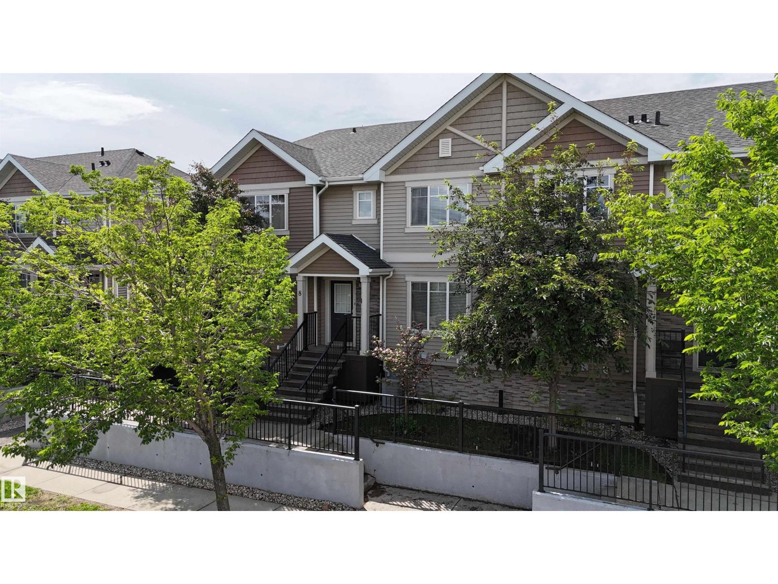 #8 13810 166 AV NW - photo 2