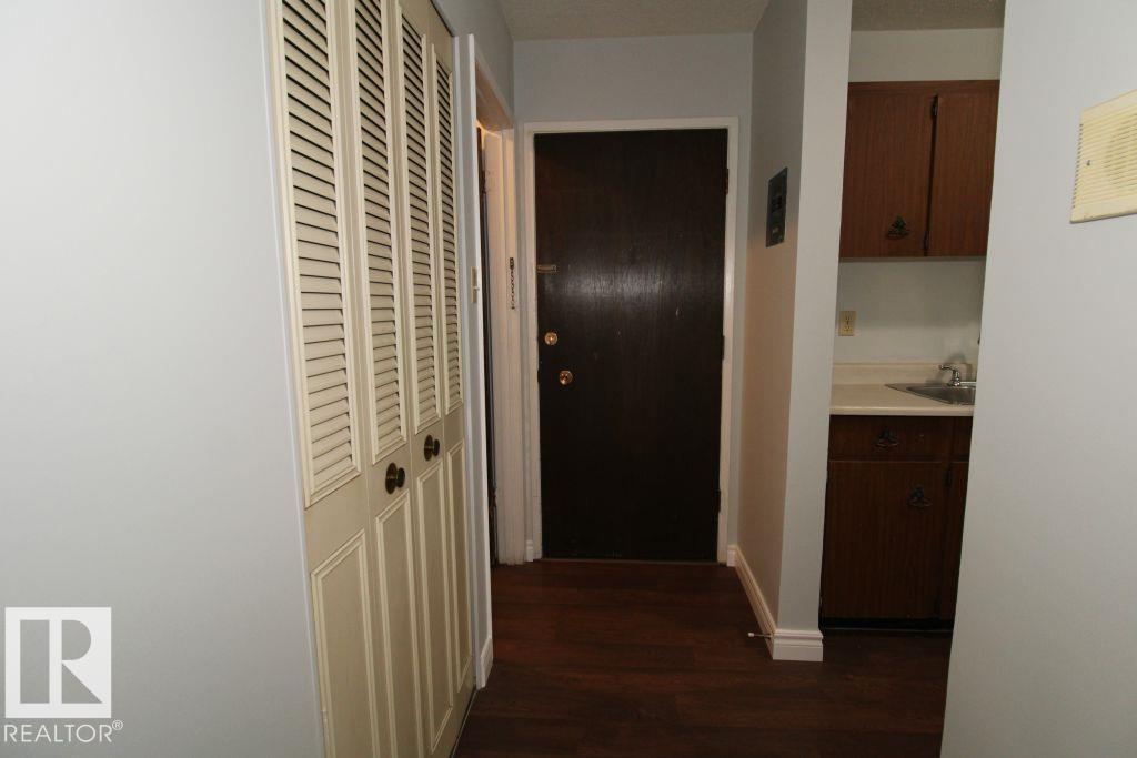 #305 10725 111 ST NW - 3