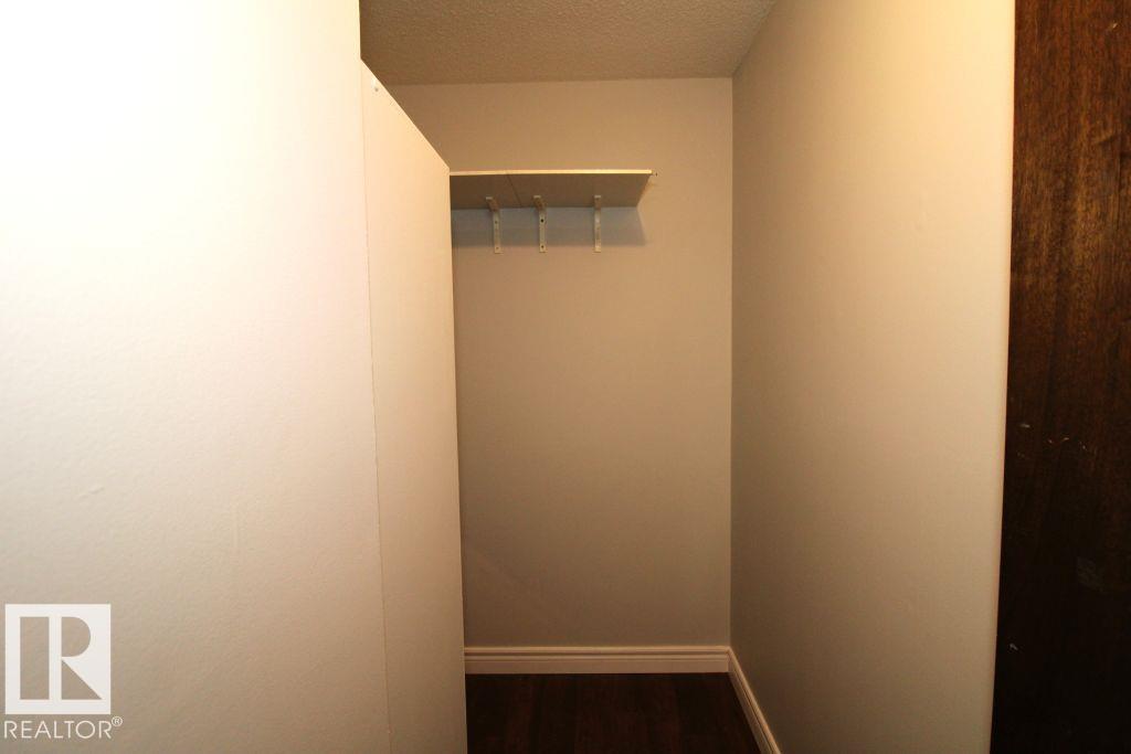 #305 10725 111 ST NW - 4