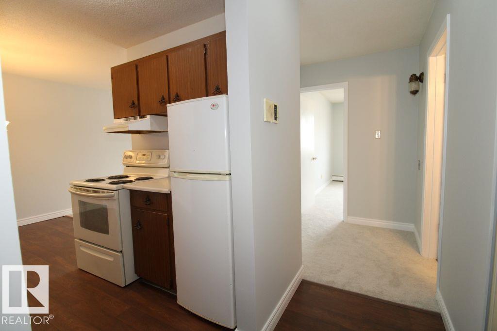 #305 10725 111 ST NW - 5