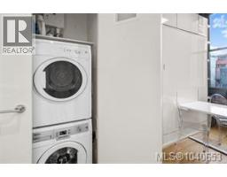226 1610 Store St, Victoria, BC V8W0E3 Photo 11