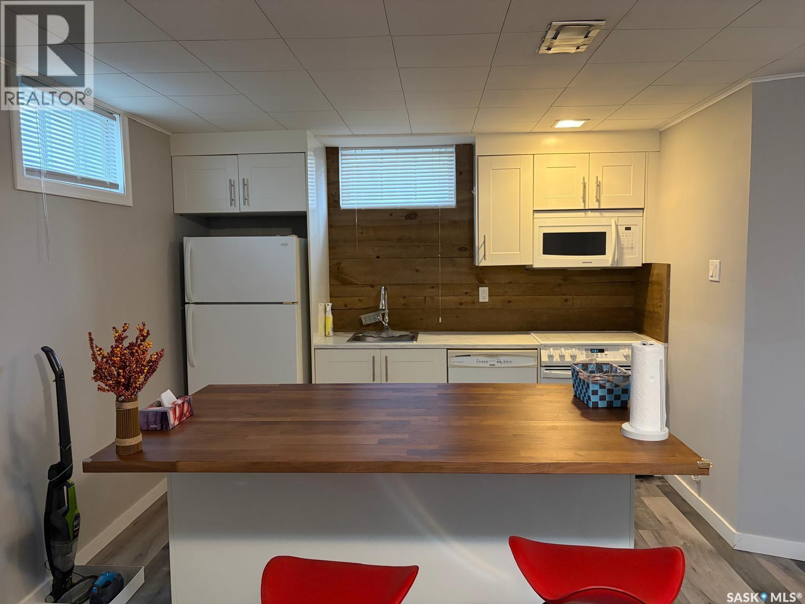 921 TAYLOR STREET E — photo 24