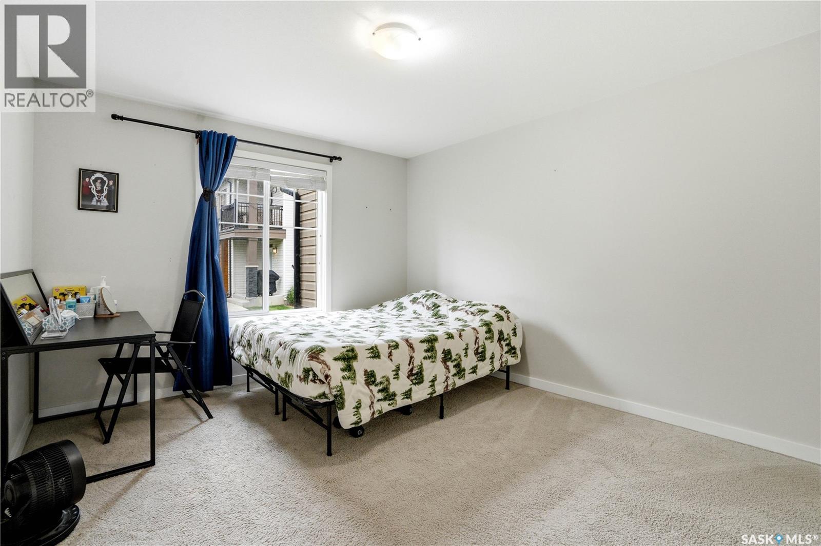 407 1015 Patrick CRESCENT — photo 18