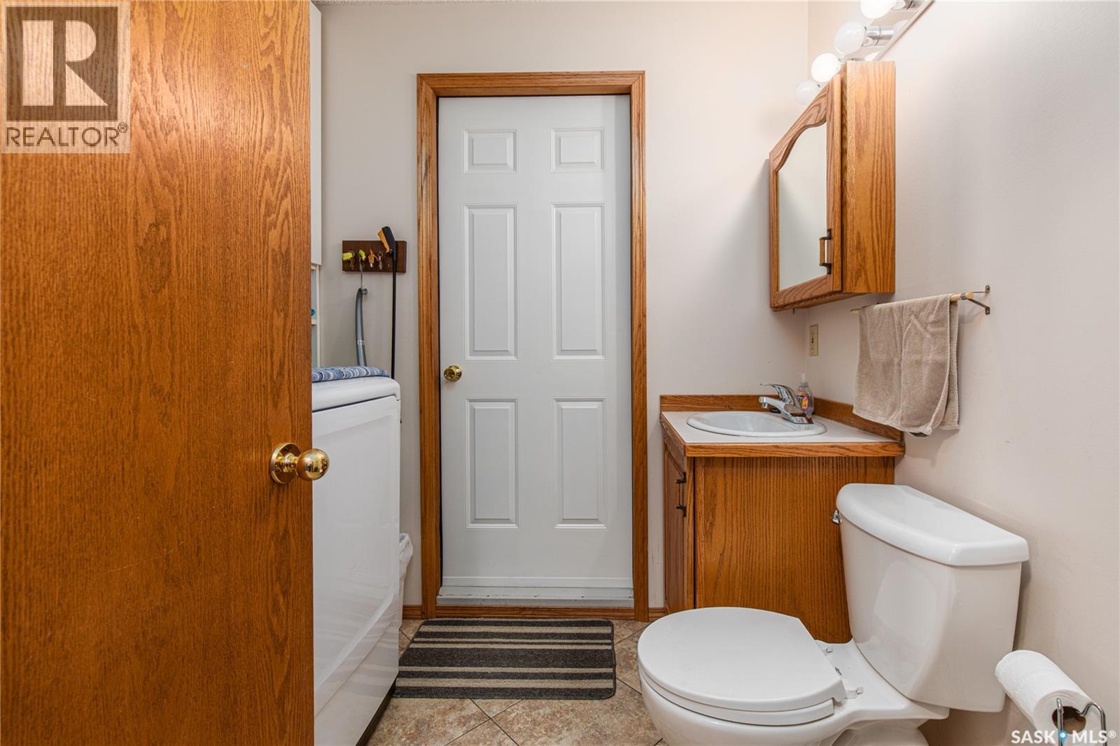 21 Thorn CRESCENT - 25
