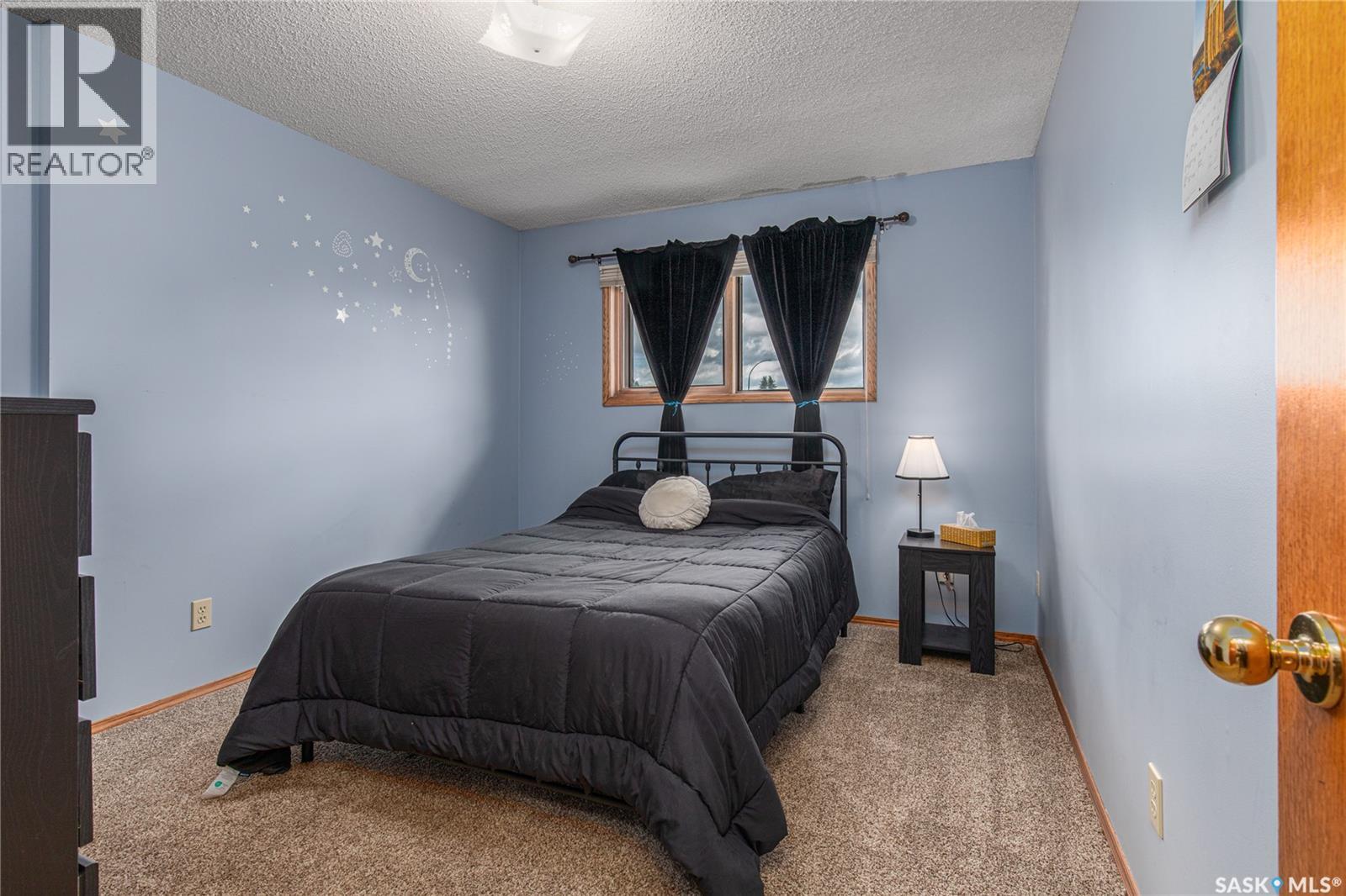 21 Thorn CRESCENT - 39