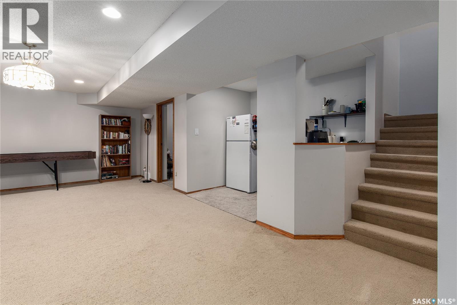 21 Thorn CRESCENT - 44