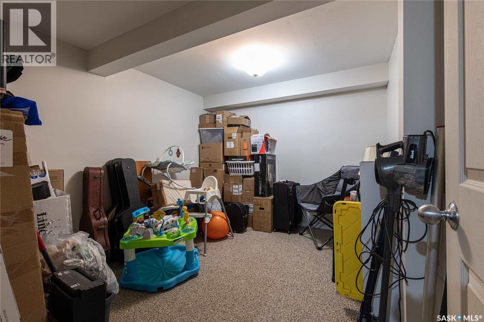 21 Thorn CRESCENT - 61