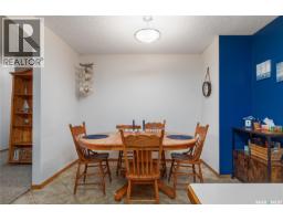 Bedroom - 21 Thorn Crescent, Moose Jaw, SK S6J1J3 Photo 17