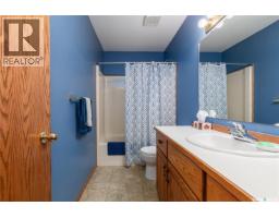 21 Thorn Crescent, Moose Jaw, SK S6J1J3 Photo 41