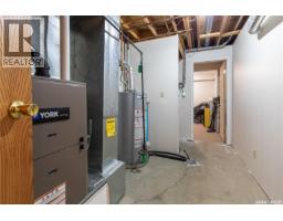 21 Thorn Crescent, Moose Jaw, SK S6J1J3 Photo 60