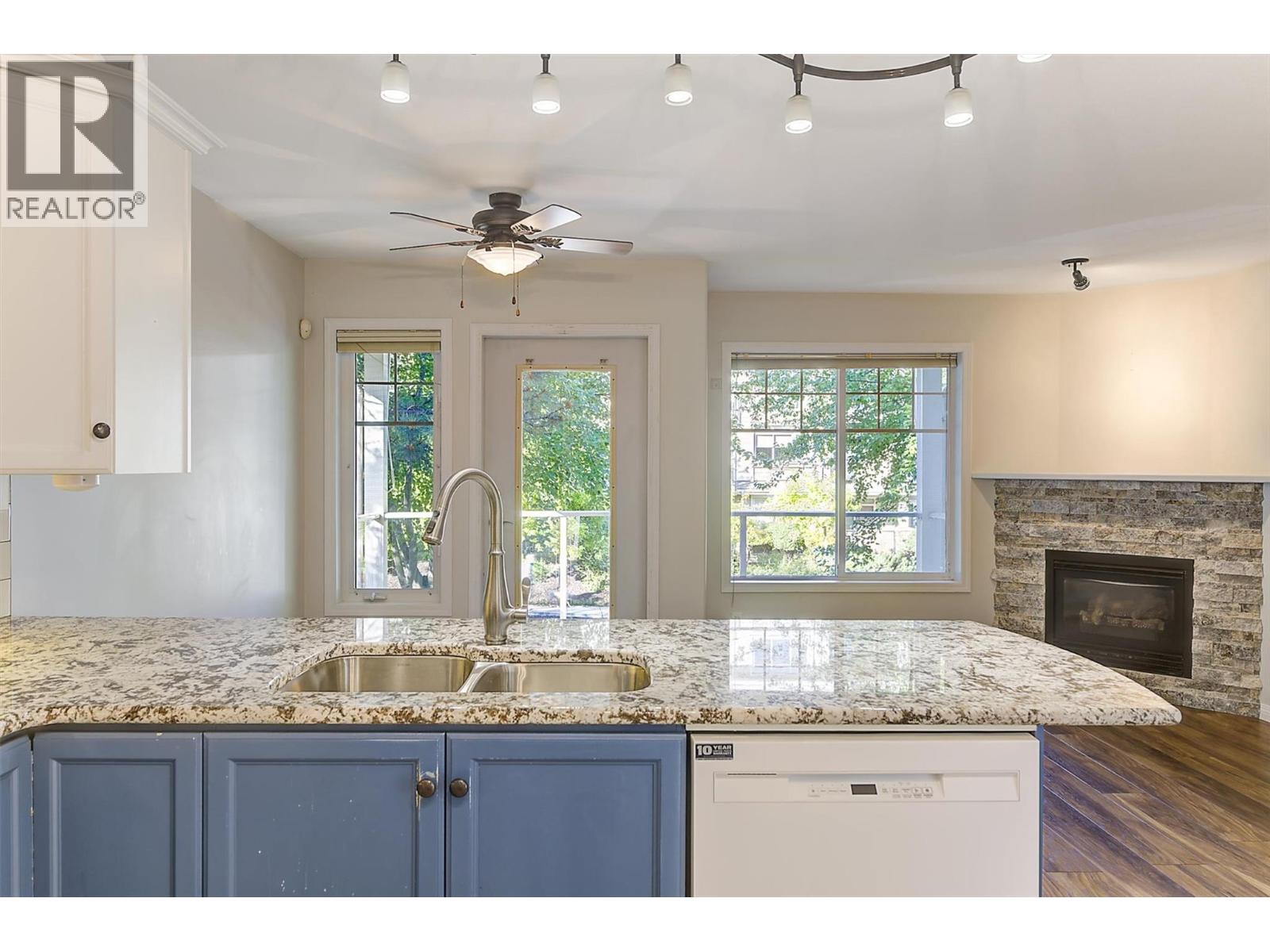 113 1321 Ridgeway Drive, Kelowna