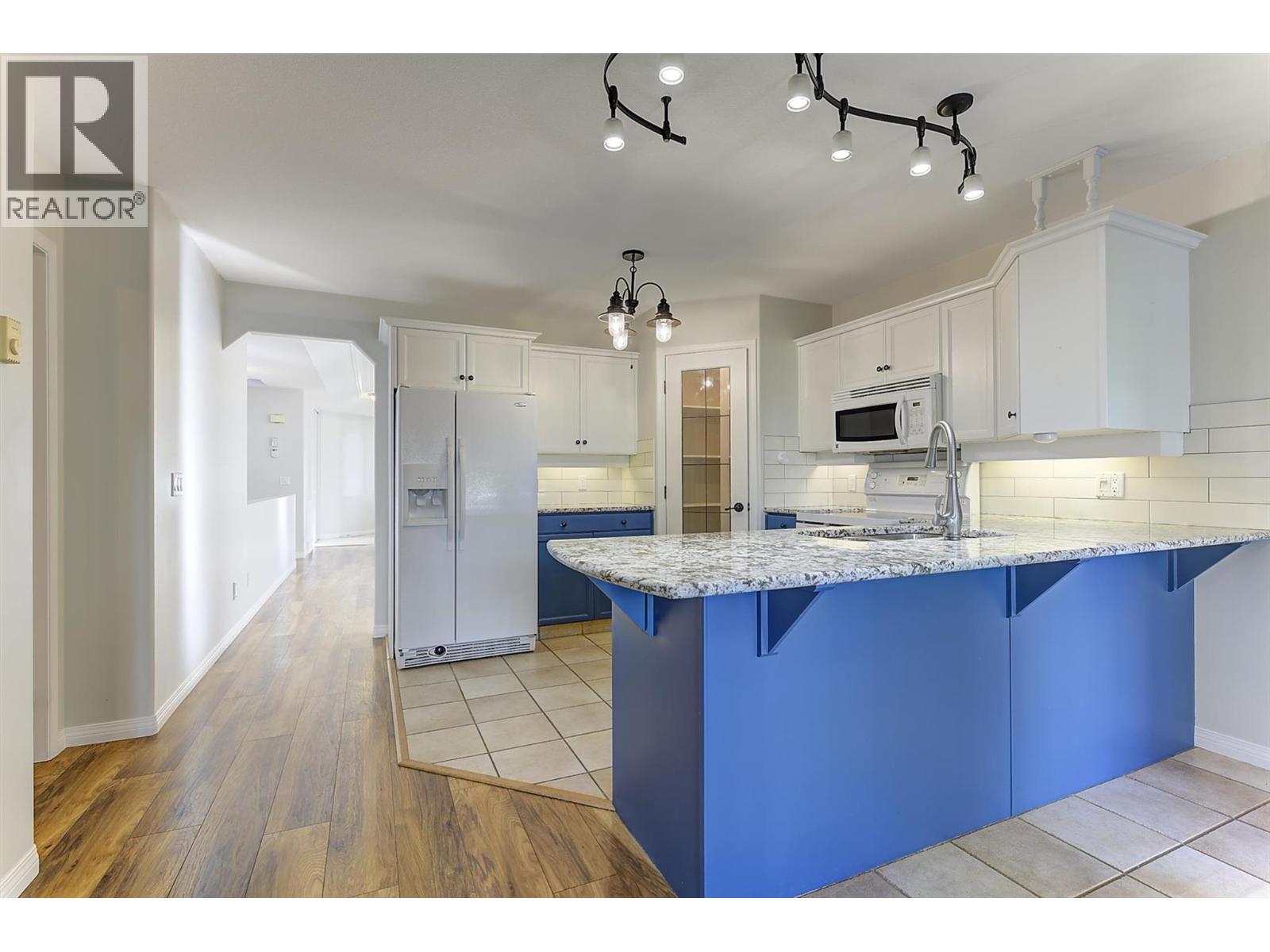 113 1321 Ridgeway Drive, Kelowna