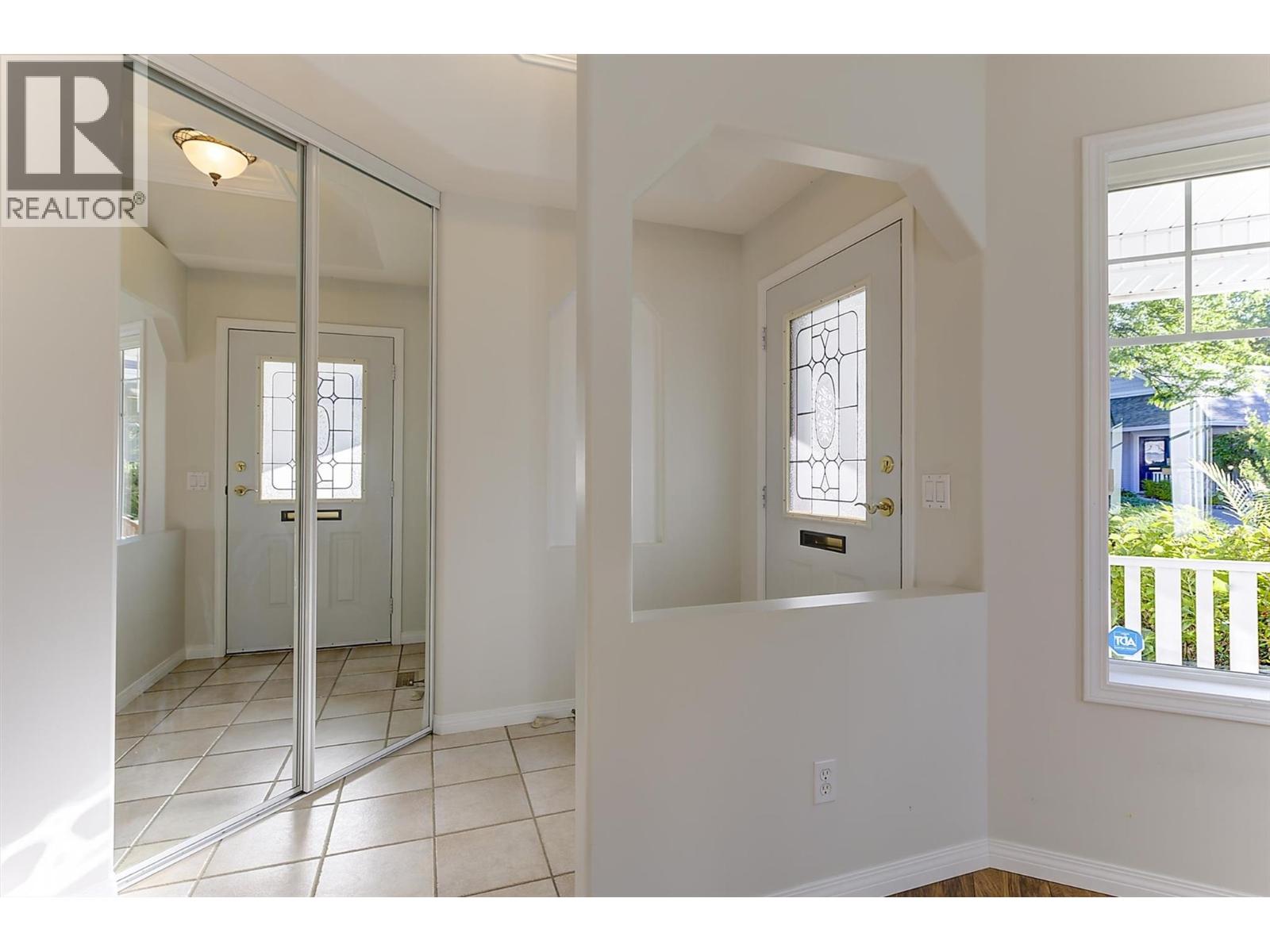 113 1321 Ridgeway Drive, Kelowna