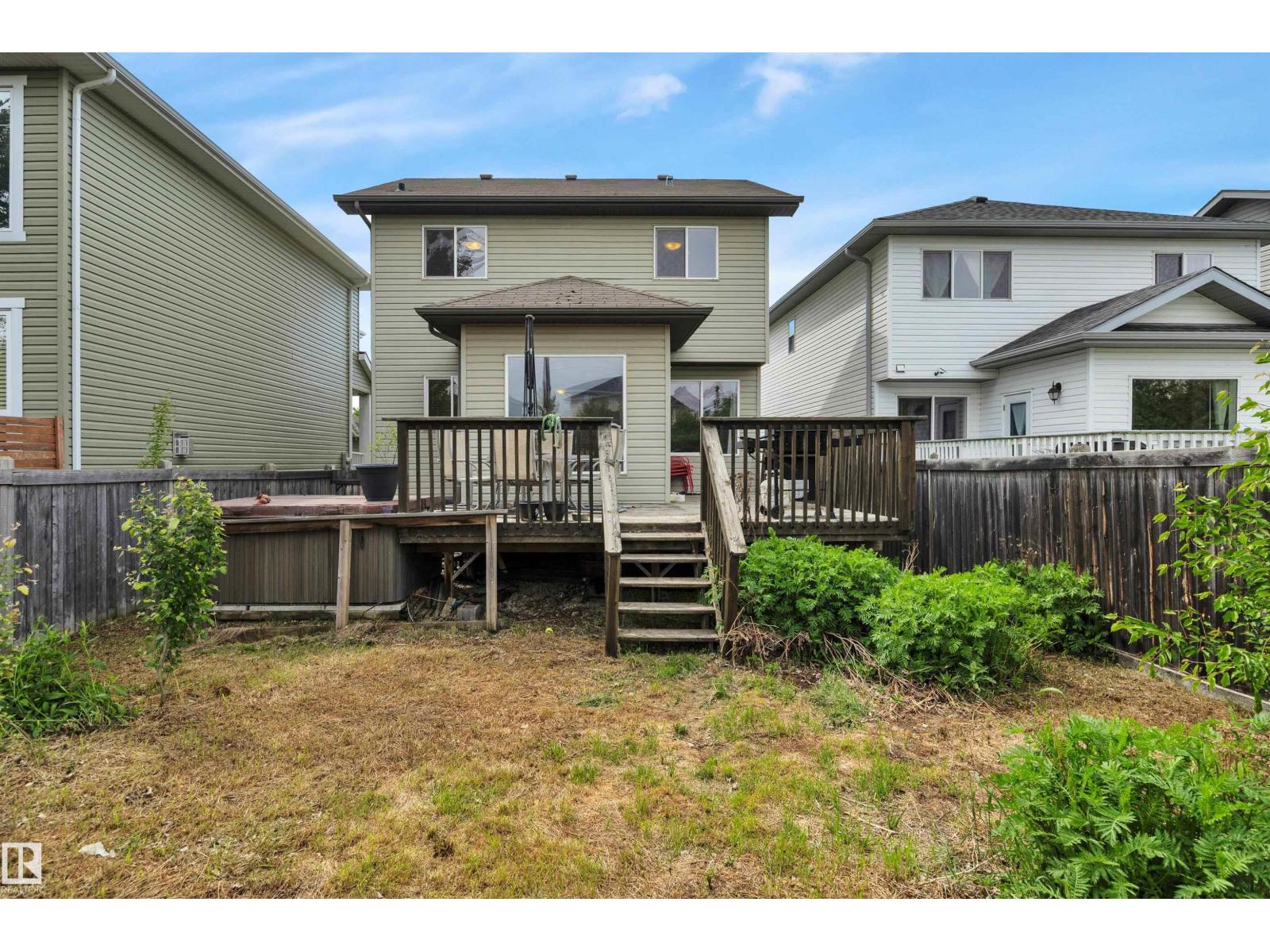 43 SUTHERLAND ST — photo 40