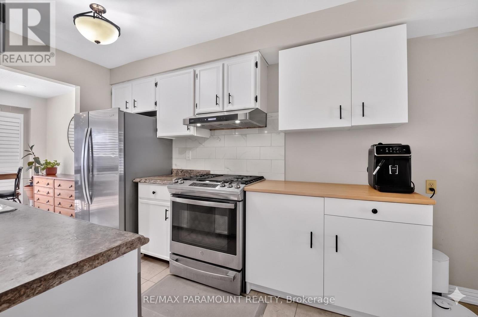 #1011 2645 KIPLING AVENUE - 16