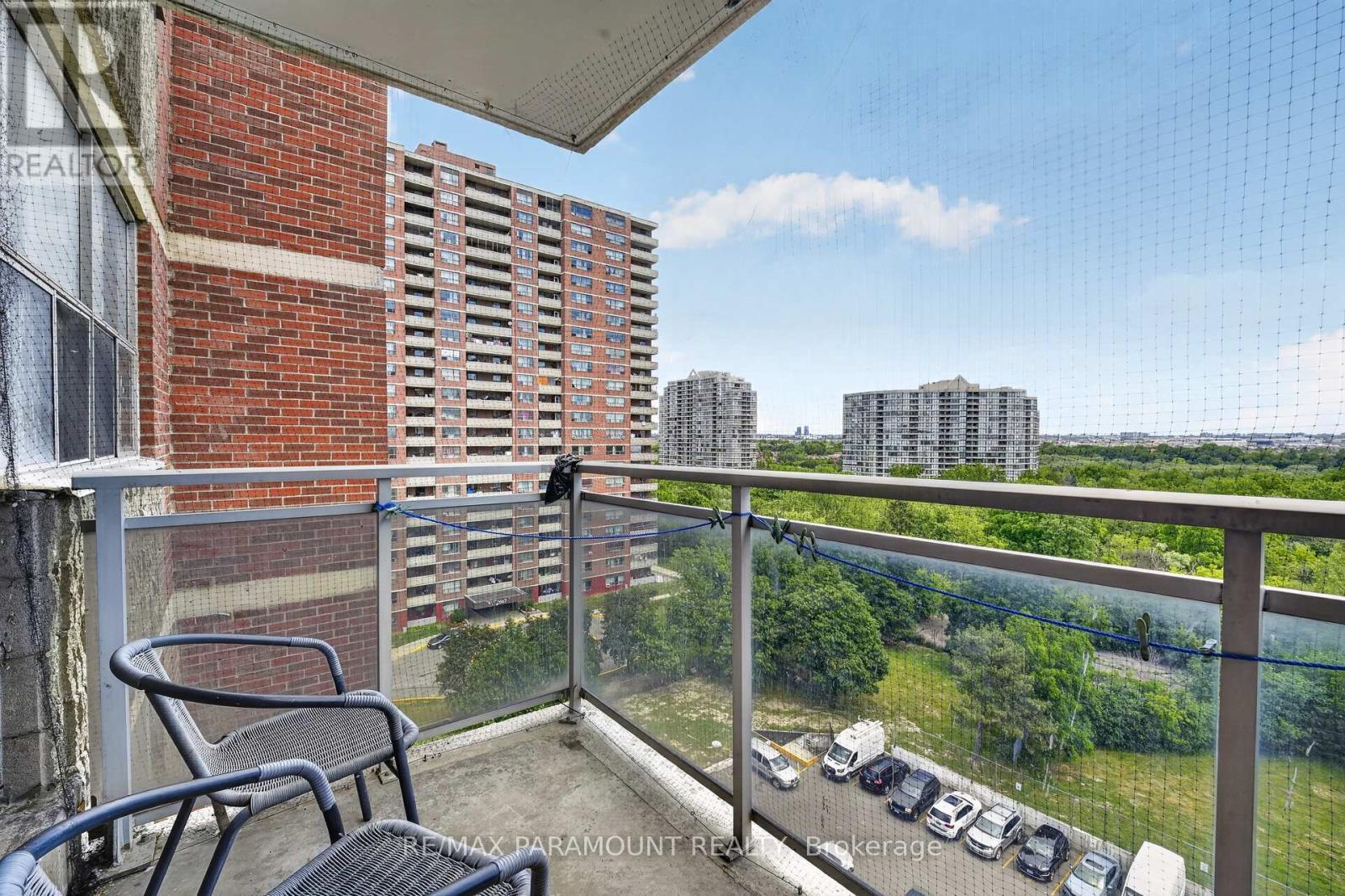#1011 2645 KIPLING AVENUE - 25
