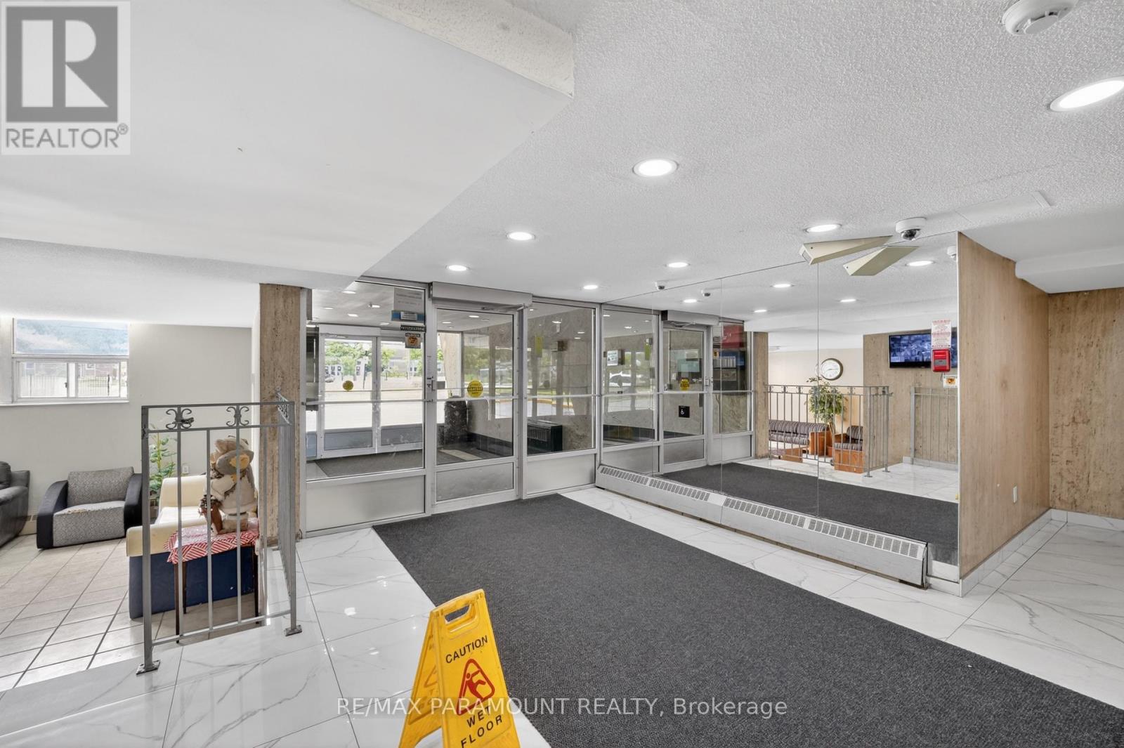 #1011 2645 KIPLING AVENUE - 4
