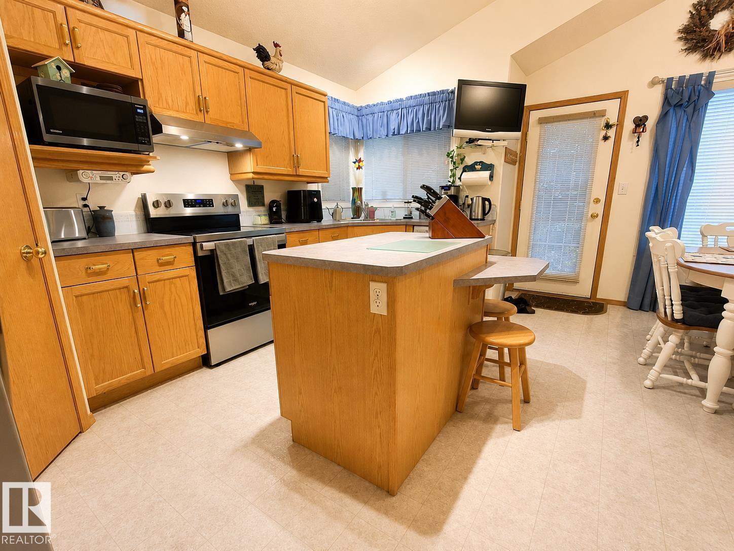 4028 31 ST NW - 4