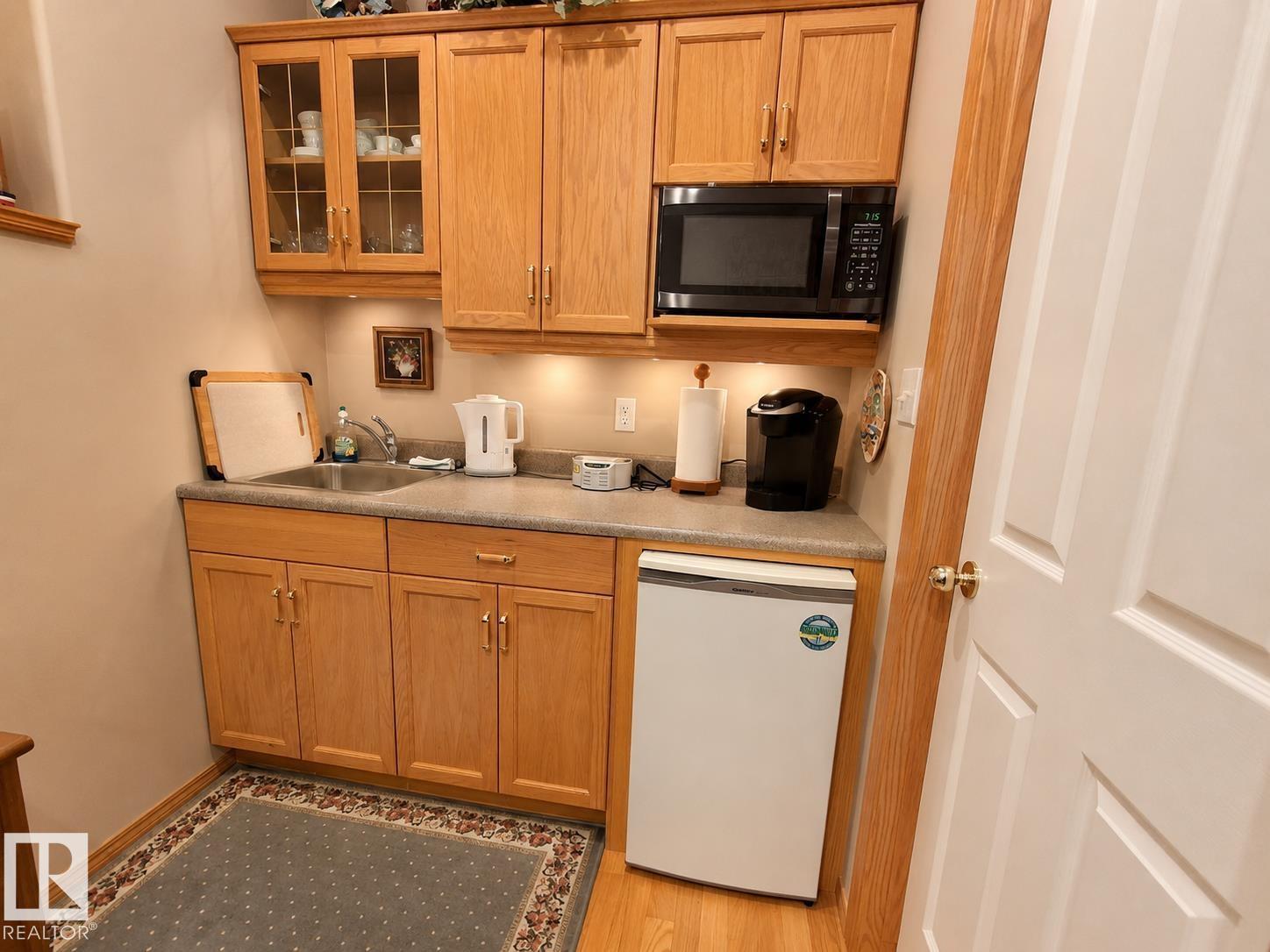 4028 31 ST NW - 24