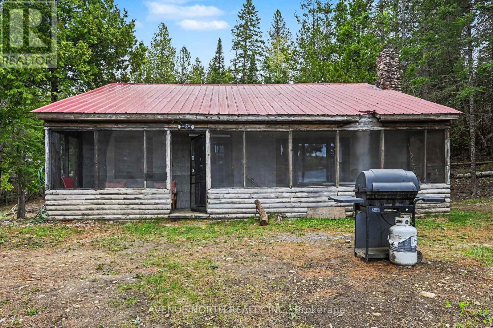 366 HOLLY LANE - 1