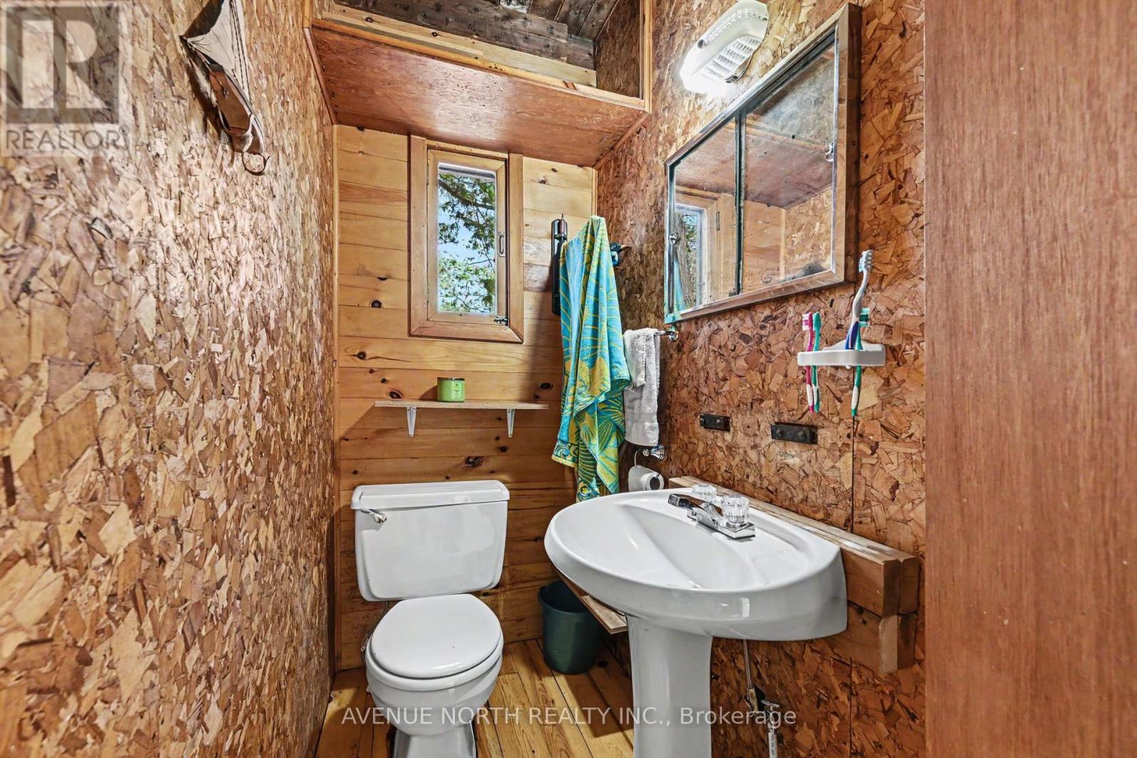 366 HOLLY LANE - 18