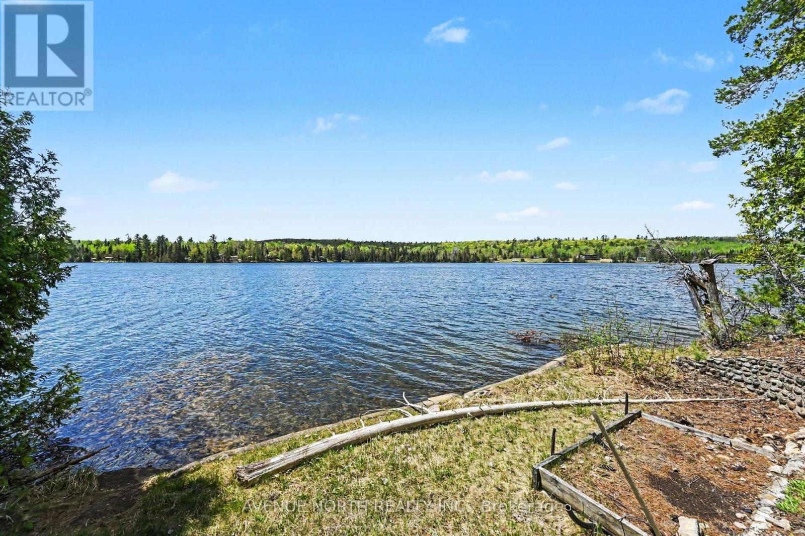 366 HOLLY LANE - 22