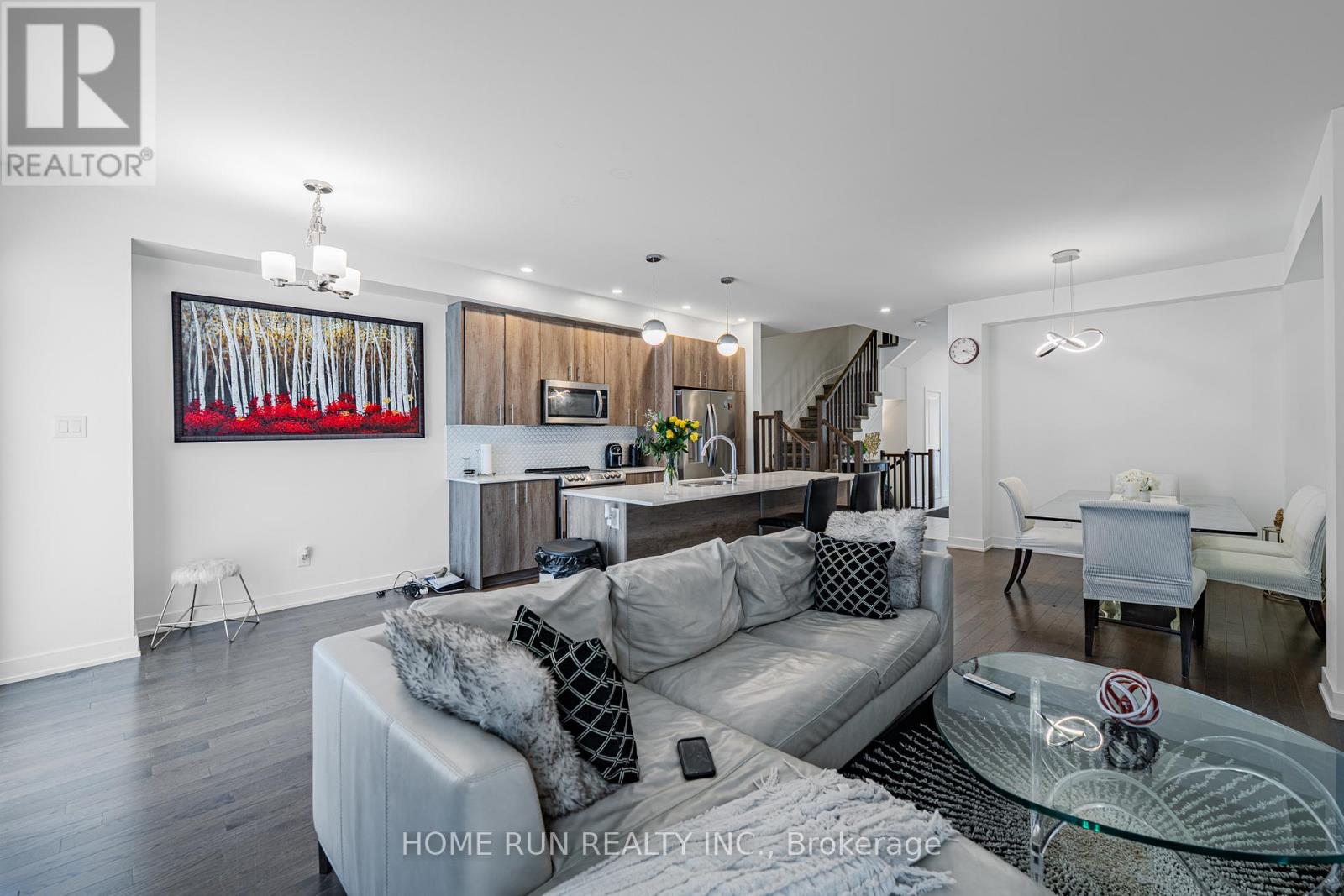 328 IBANEZ WALK - 11
